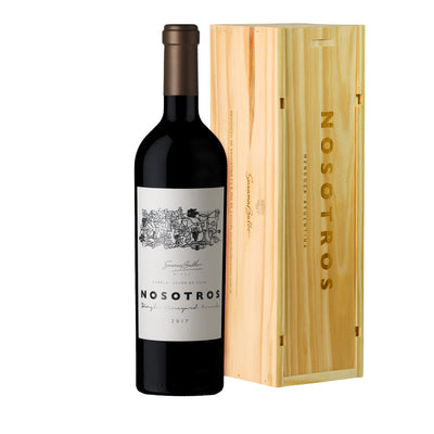 2017 Nosotros S.V.N. Malbec - Kit para Regalo